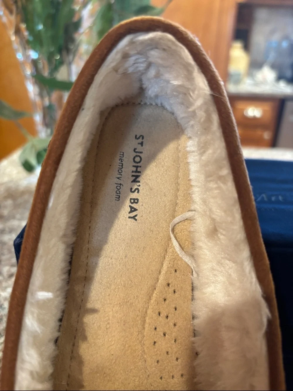 St. John's Bay Women's Chestnut Suede Fleece-Lined Moccasins       Size 8.5 - Picture 2 of 14